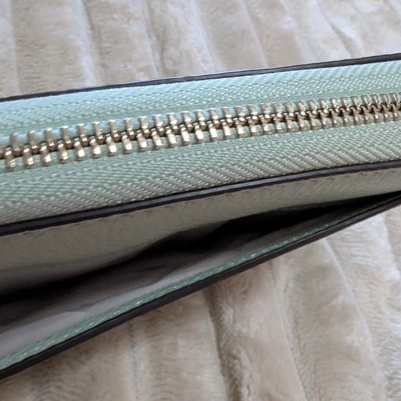 Kate Spade Mint Leather Accessory with Gold Detail - Picture 3 of 6